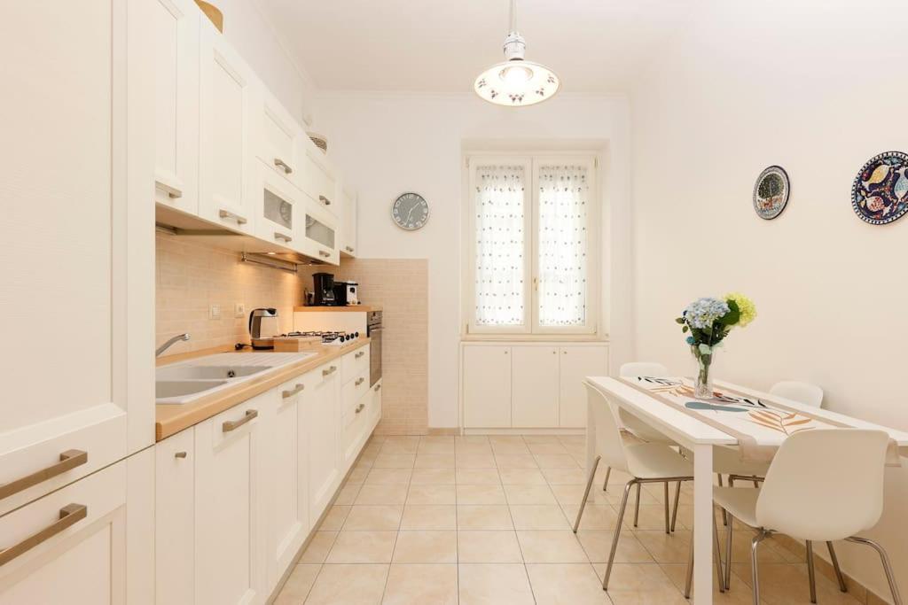 Delizioso Porta Metronia Apartamento